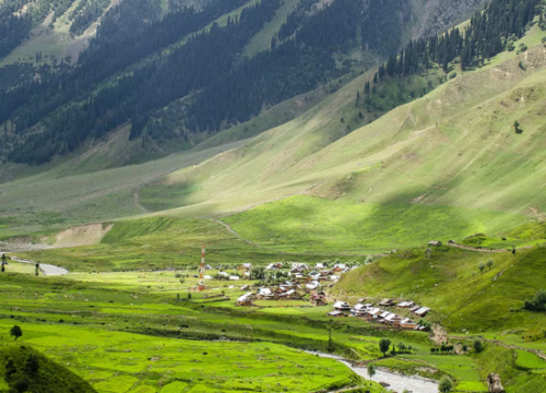 Wadwan Valley Trek